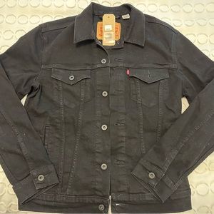 Levi’s black denim jacket